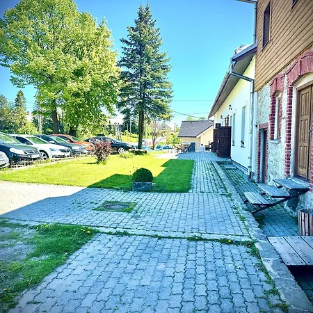 Hrubjak - Turisticke Izby * Oravská Polhora